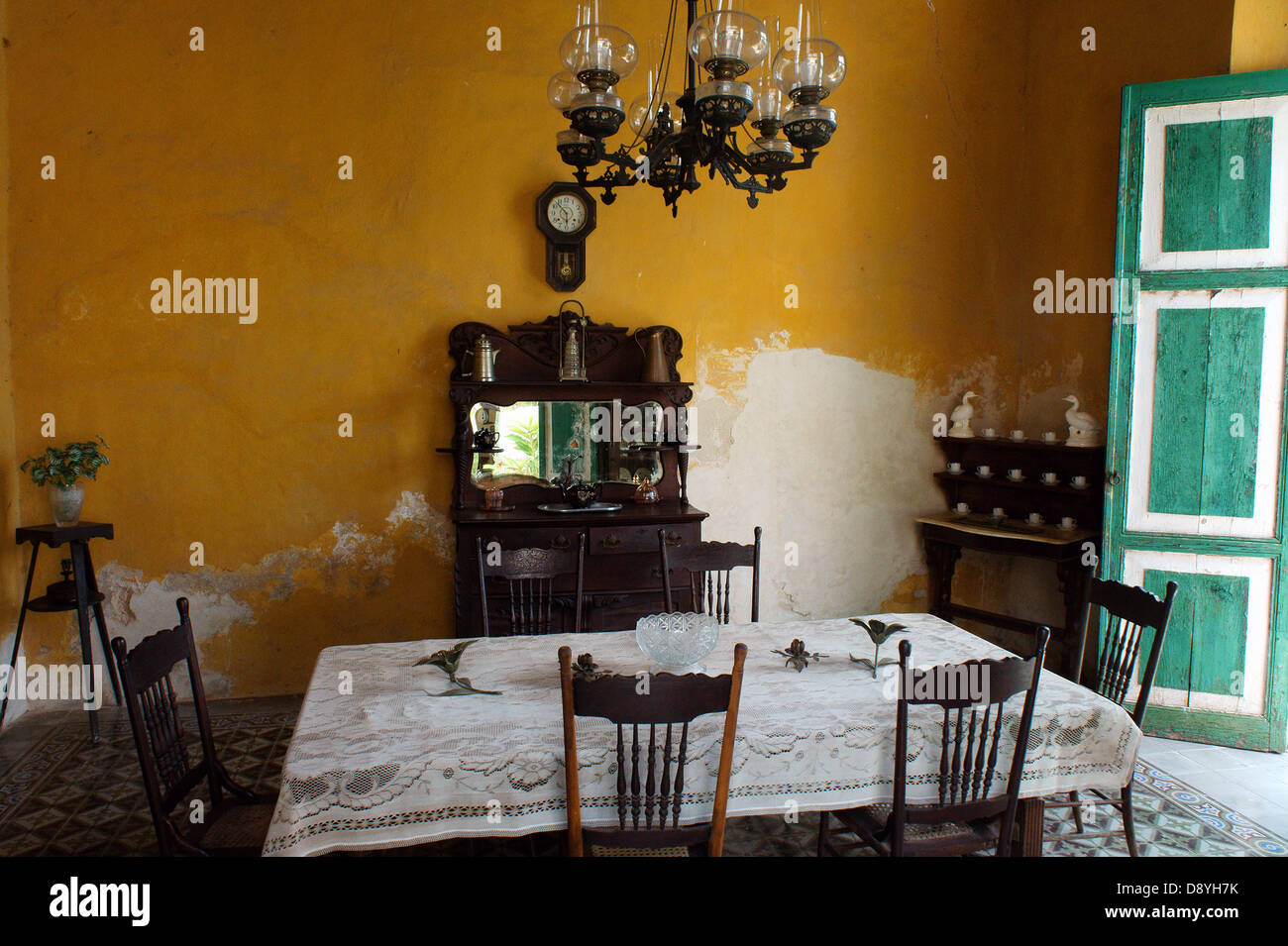 Dining room with colonial antique furniture at Hacienda Yaxcopoil, Yucatan, Mexico Stock Photo