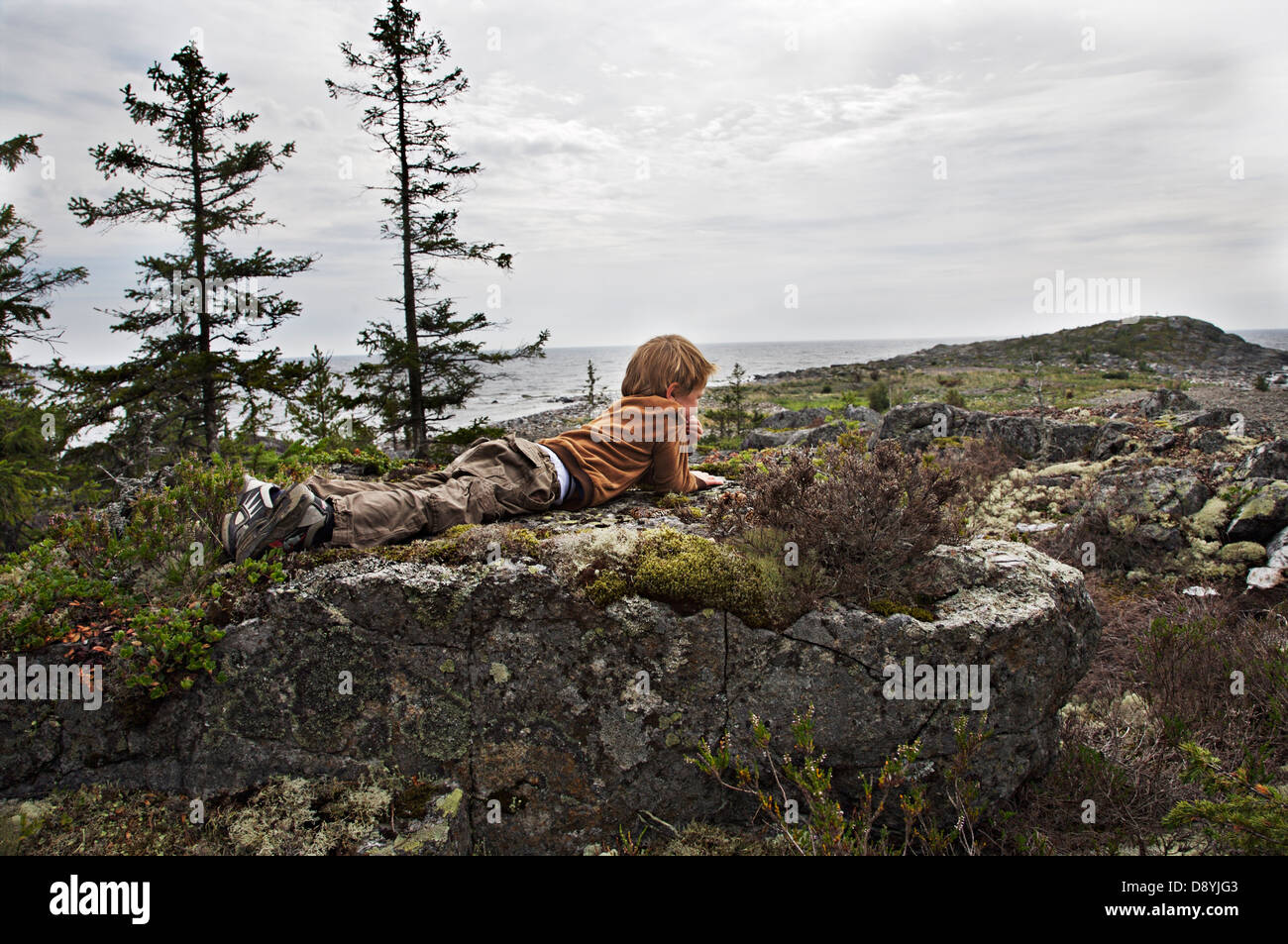 Boy of the sea hi-res stock photography and images - Alamy