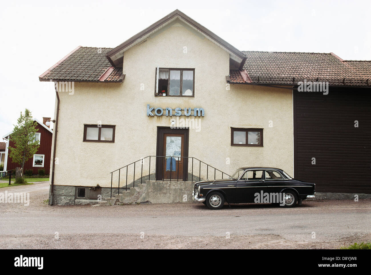 A Volvo Amazon in front of a country shop, Dalarna, Sweden. Stock Photo