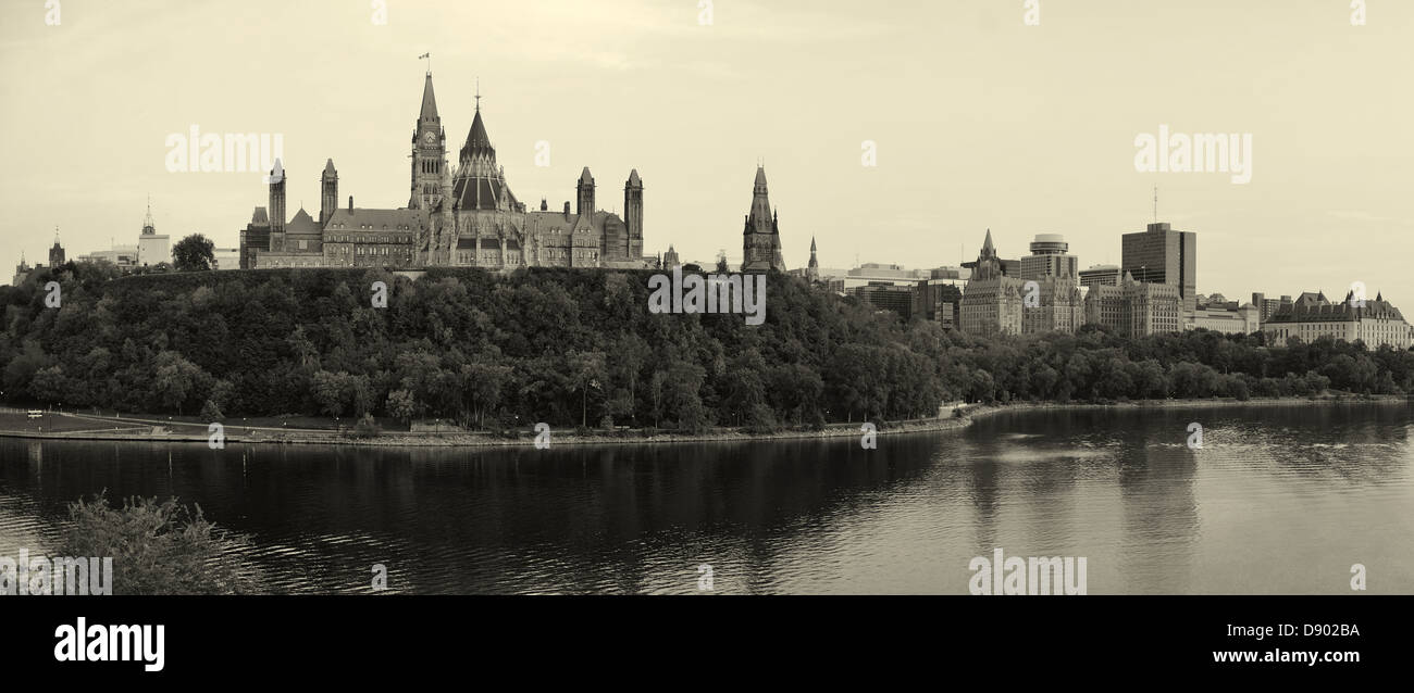 Ottawa cityscape panorama over river in black and white Stock Photo - Alamy
