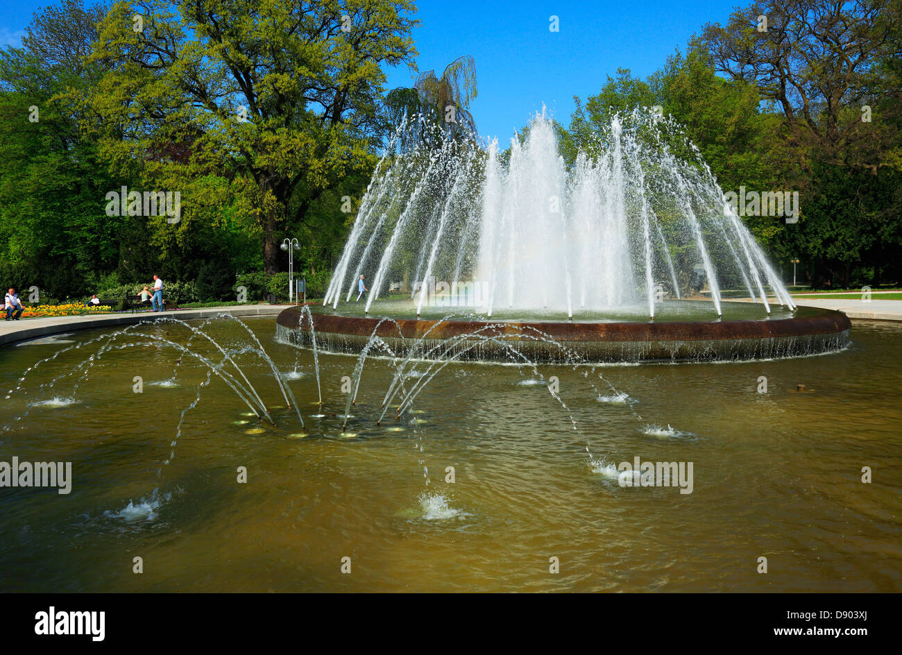 Springbrunnen im Kurpark von Bad Oeynhausen, Wiehengebirge, Nordrhein ...