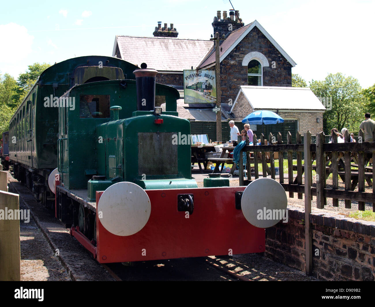 The Tarka Valley Railway Group and the Puffing Billy pub, Great Torrington, Devon, UK 2013 Stock Photo