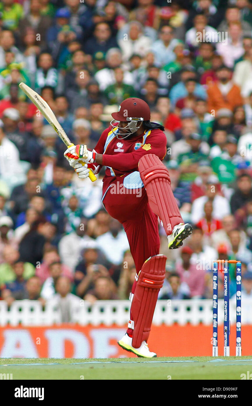 Chris gayle hi-res stock photography and images - Alamy
