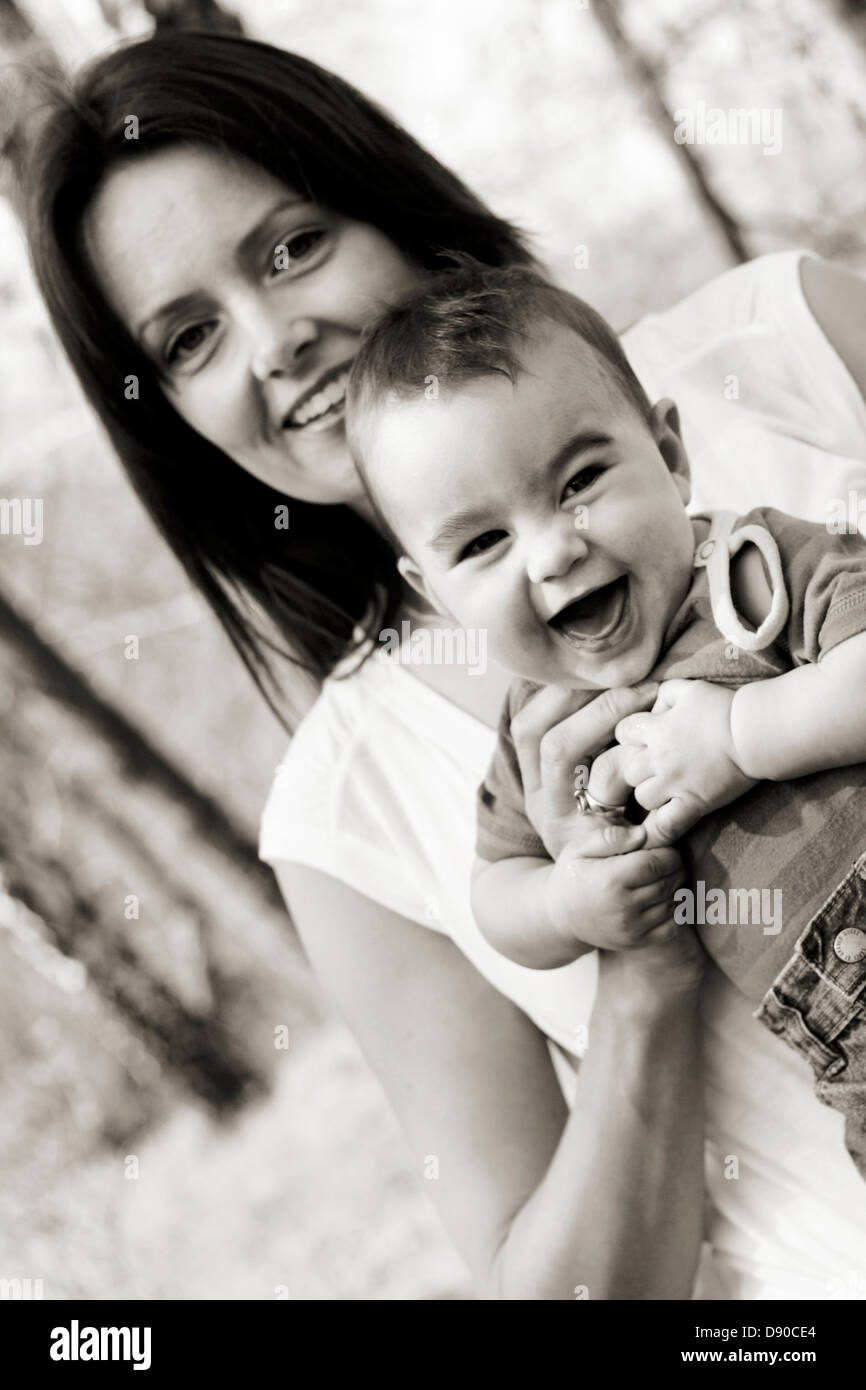 Black woman mother holding baby hi-res stock photography and images - Alamy