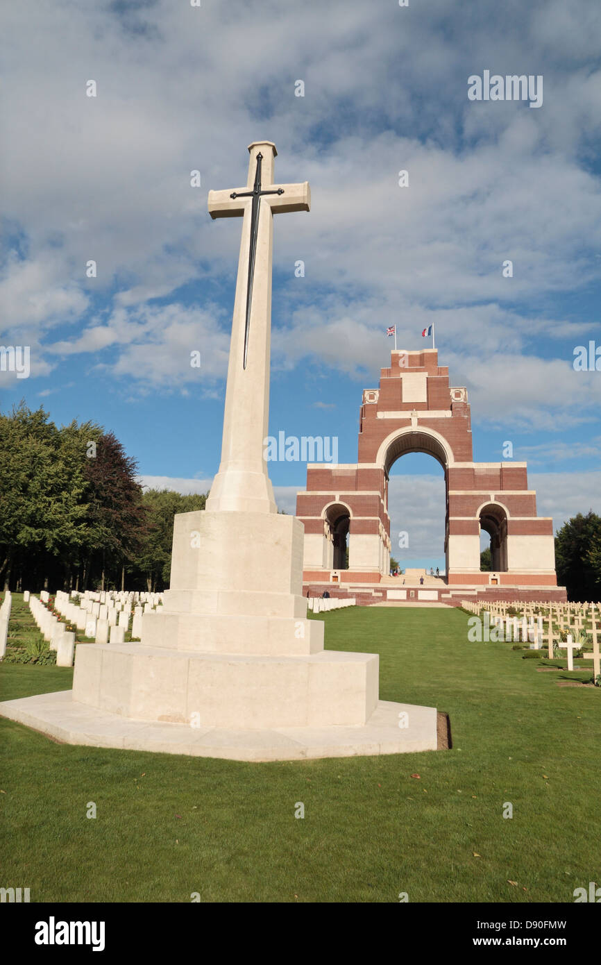 The Cross of Sacrifice and the Memorial to The Missing of the Somme 1916 Battlefield, Thiepval, France. Stock Photo