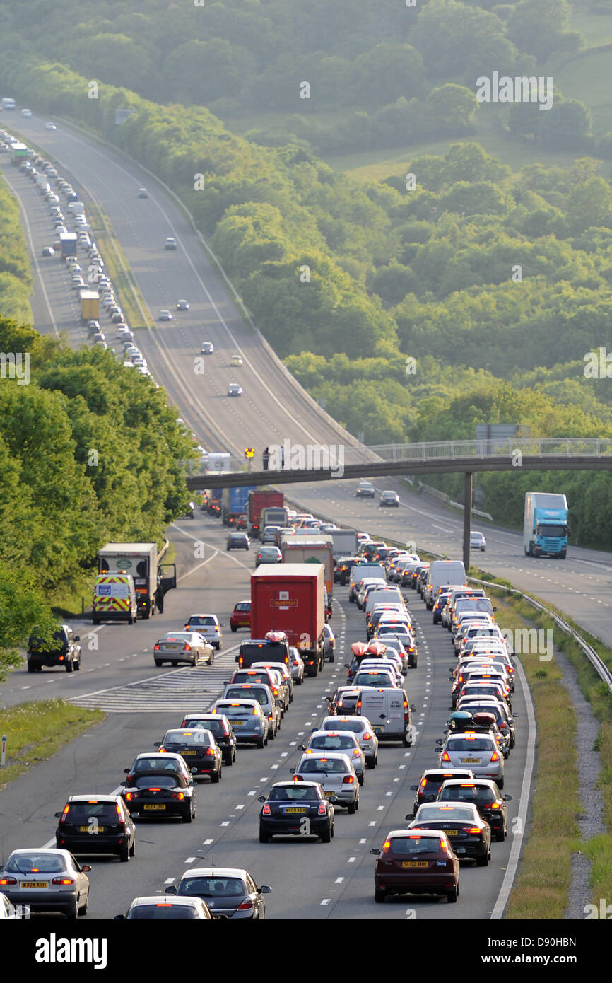 Bridgend, UK. 7th June, 2013. The M4 has been closed westbound between