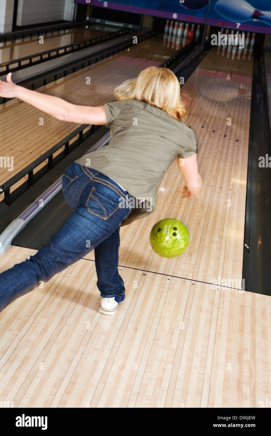 A female bowler Stock Photo Alamy
