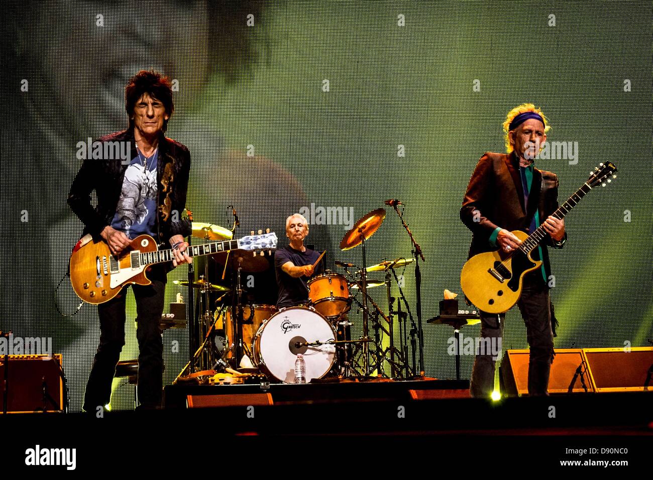 Toronto, Ontario, Canada. June 6, 2013. RON WOOD, CHALIE WATTS and KEITH RICHARDS, of The Rolling Stones, on tour in their 50th year of playing as a band, work their magic at the Air Canada Centre Credit:  ZUMA Press, Inc./Alamy Live News Stock Photo