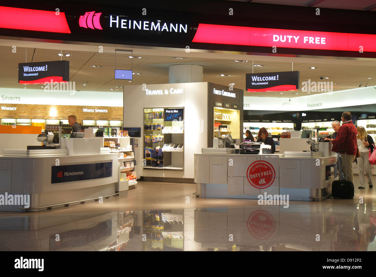 Heinemann Duty Free High Resolution Stock Photography And Images Alamy