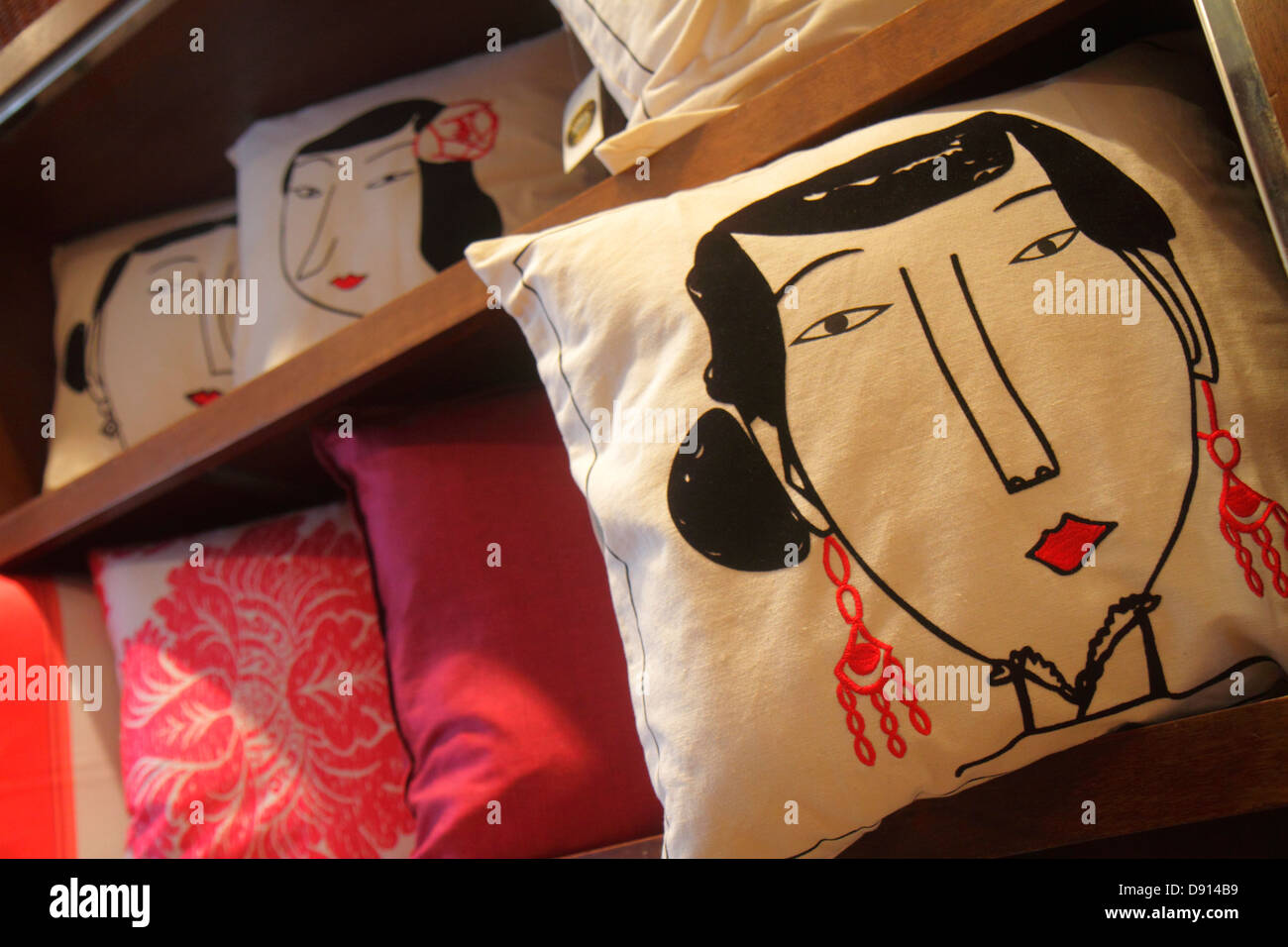 Singapore raffles hotel gift shop hires stock photography and images