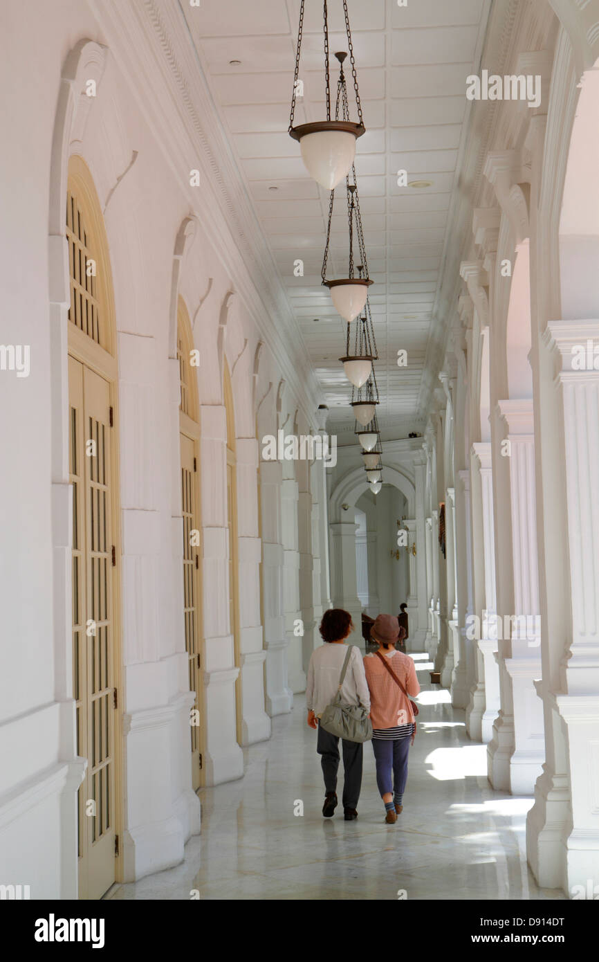 Singapore Raffles,hotel,historicalcove,Asian woman female women,walking,Sing130201090 Stock Photo