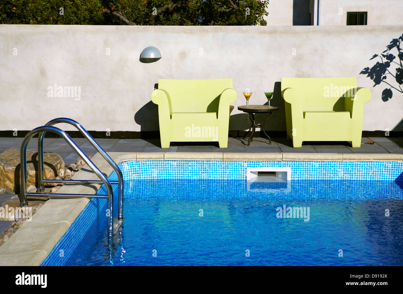Image luxury swimming pool hi-res stock photography and images - Alamy