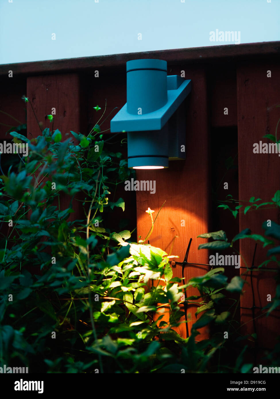 Outdoor lighting hi-res stock photography and images - Alamy