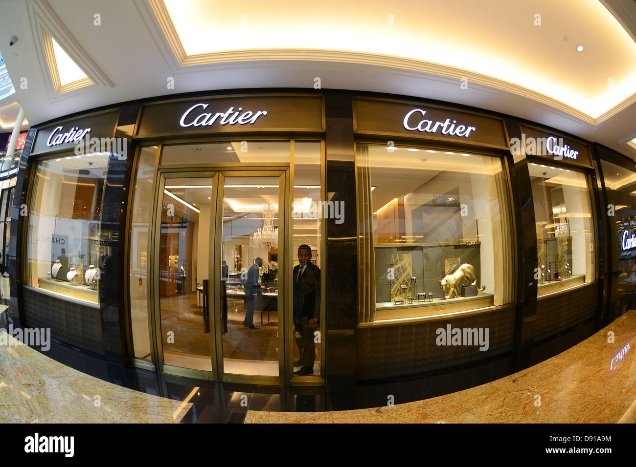 cartier in dubai mall