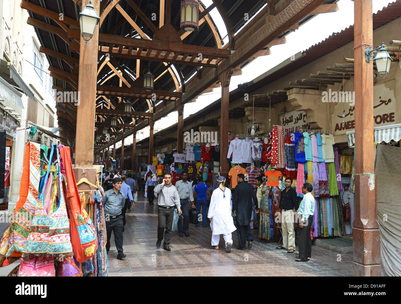 Bur Dubai Textile Souk, Dubai, United Arab Emirates Stock Photo Alamy