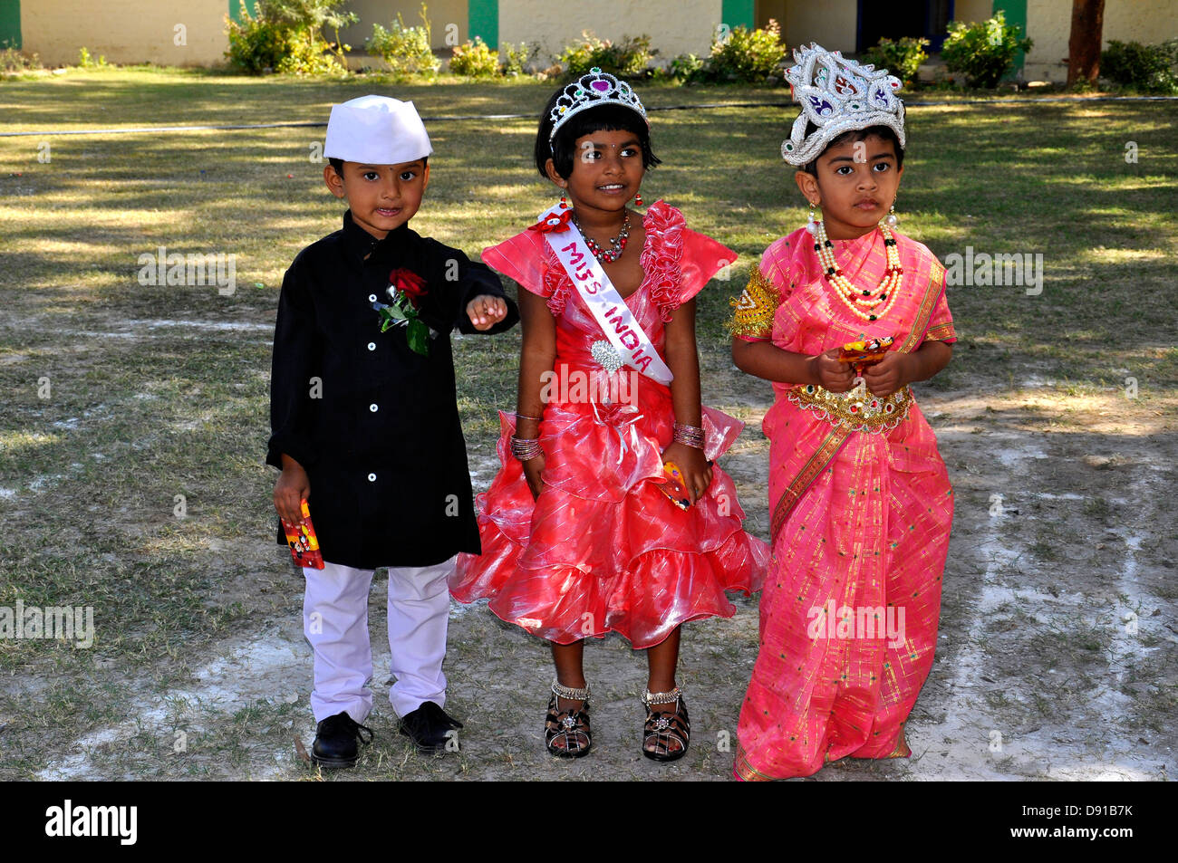 Fancy dress competition india hi-res stock photography and images ...