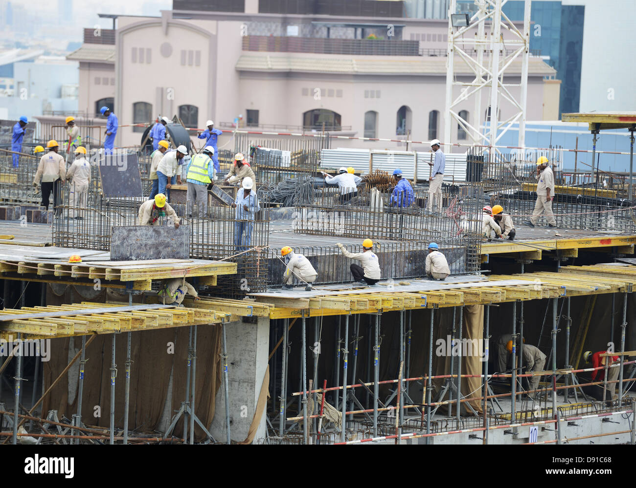 Dubai Construction Workers High Resolution Stock Photography and Images