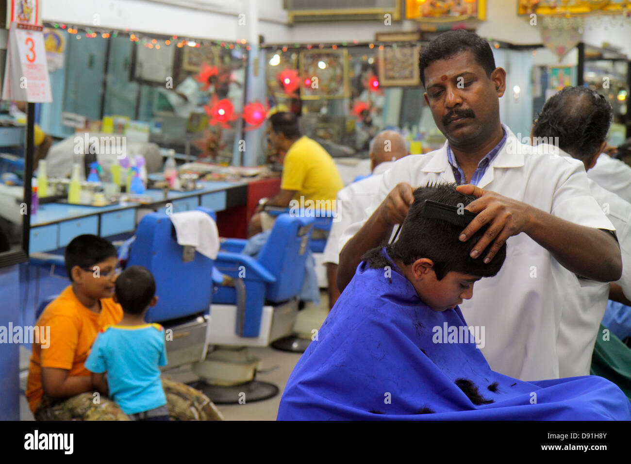 Singapore Little India Serangoon Road Asian Man Barber Shop Inside