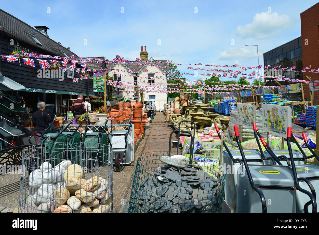 Coopers shop hires stock photography and images Alamy