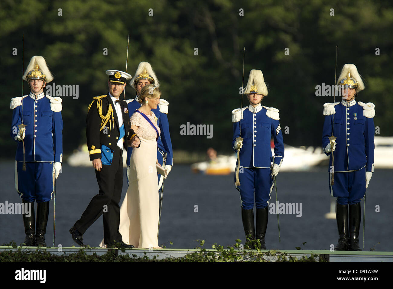 Stockholm, Spain. 8th June, 2013. Prince Edward, Earl of Wessex and Sophie, Countess of Wessex attend the evening banquet after the wedding of Princess Madeleine of Sweden and Christopher O'Neill hosted by King Carl XIV Gustaf and Queen Silvia at Drottningholm Palace on June 8, 2013 in Stockholm, Sweden. (Credit Image: Credit:  Jack Abuin/ZUMAPRESS.com/Alamy Live News) Stock Photo