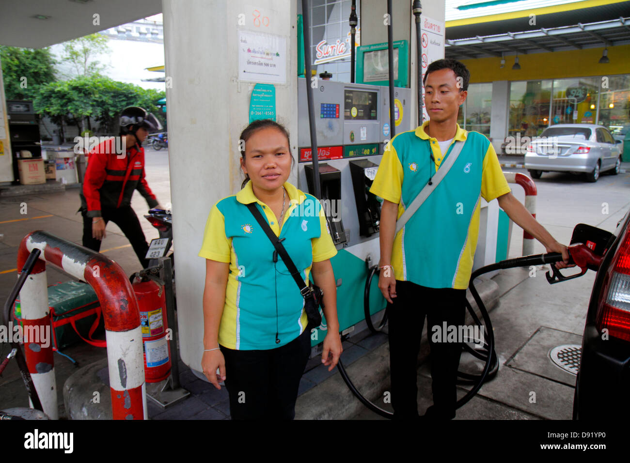 Bangkok Thailand,Thai,Pom Prap Sattru Phai,Lan Luang Road,Petronas