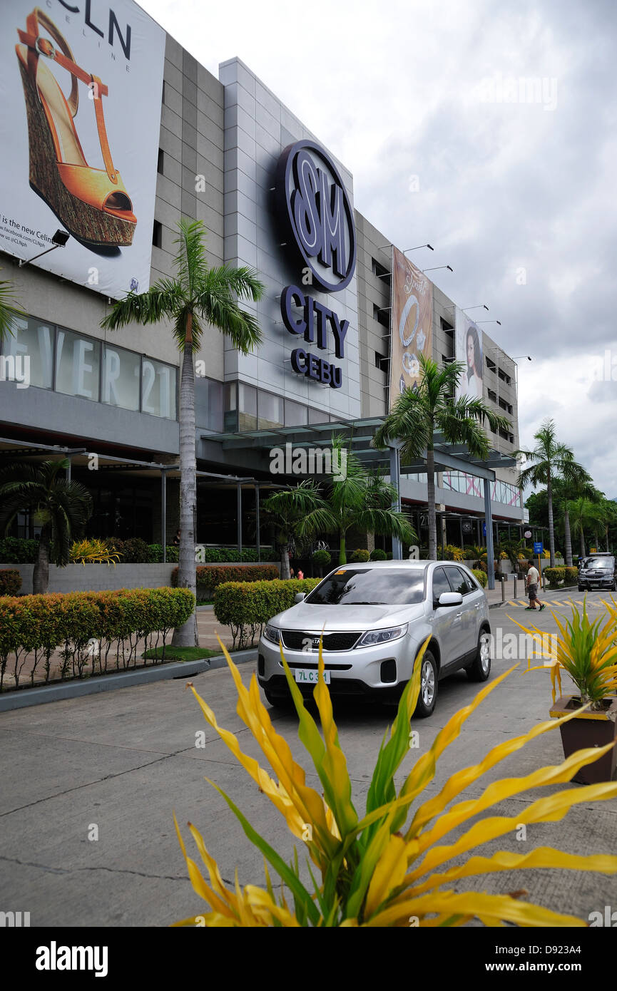 SM Mall Cebu City Philippines Stock Photo Alamy