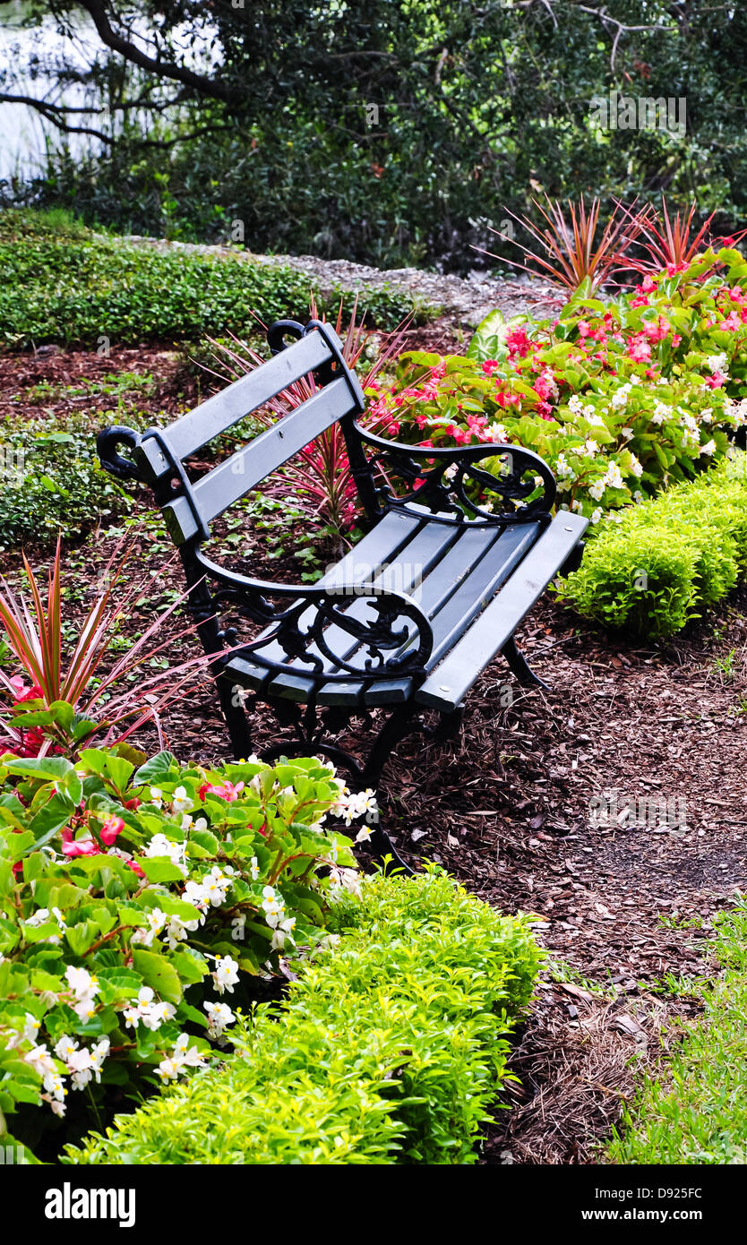 Blooming iron garden bench deals