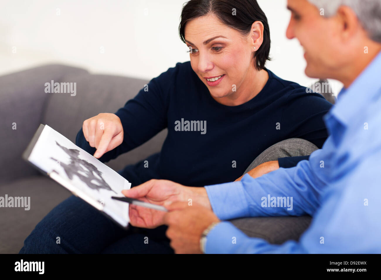 психологические тесты в картинках. фотосессия психолога. встреча с психологом. консультация психолога. тест нужен психотерапевт.