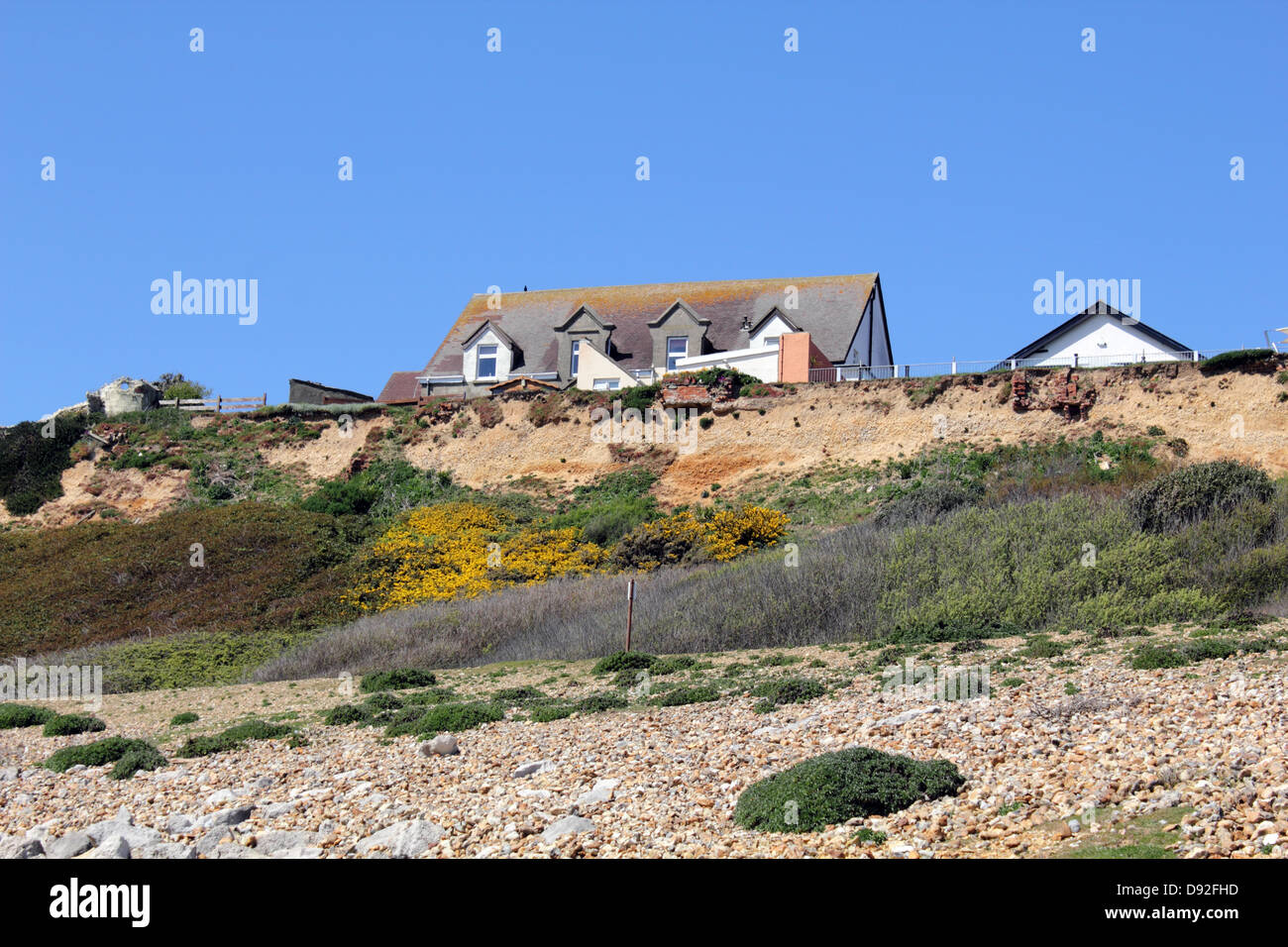 House cliff coastal erosion hi-res stock photography and images - Alamy