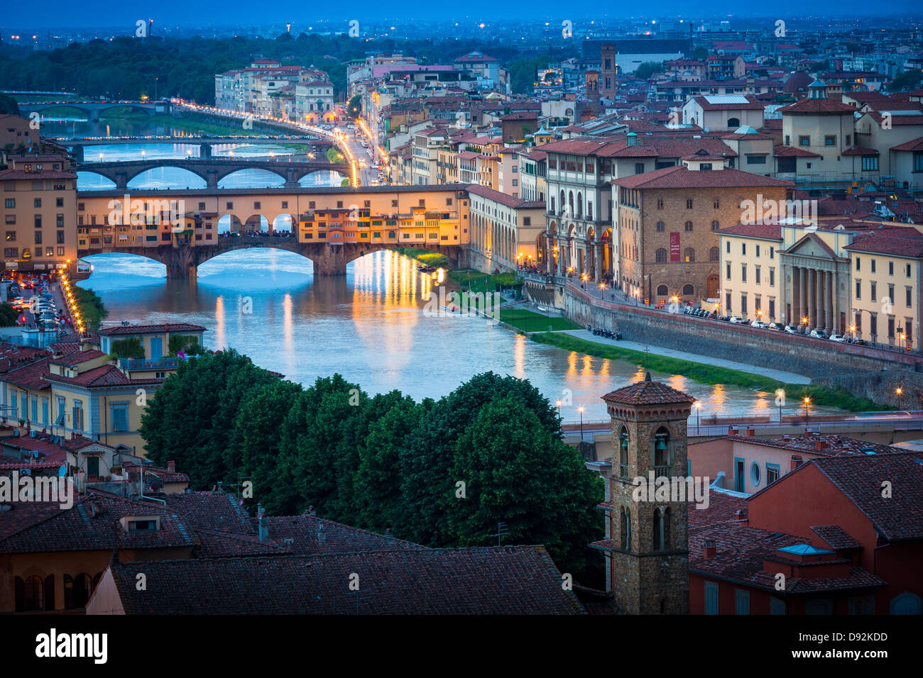 The river Arno and Ponte Vecchio bridge in Firenze (Florence), Italy Stock Photo