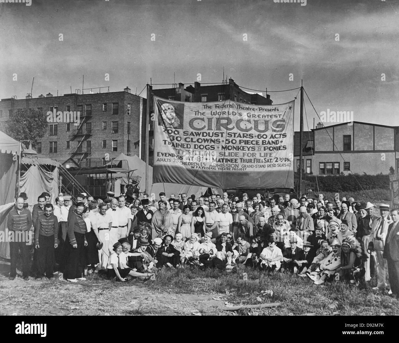 The Federal Theatre presents the world's greatest! circus : 200 sawdust stars, 60 acts, 30 clowns, 50 piece band, trained dogs, monkeys & ponies, 'thrilling slide for life.', circa 1935 Stock Photo