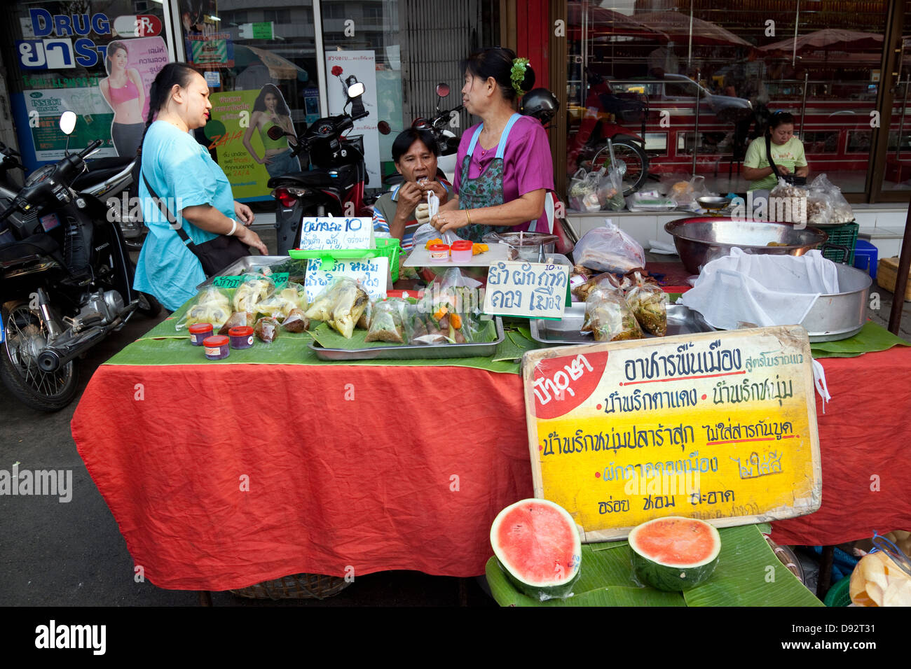 Street market at Chiang Mai, Thailand Stock Photo - Alamy