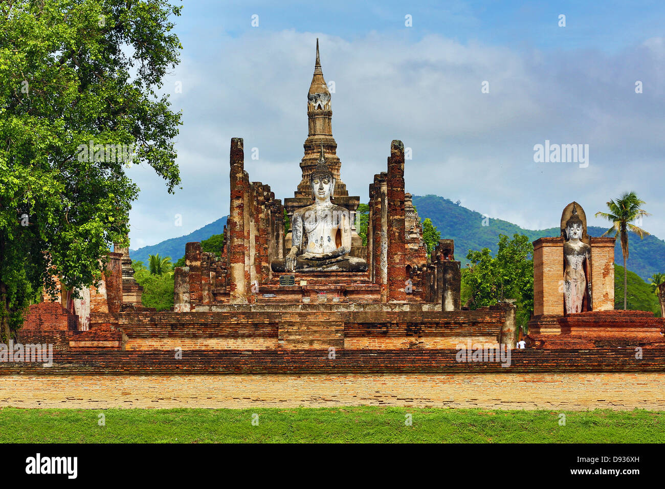 Wat Mahathat temple, Sukhotai Historical Park, Sukhotai, Thailand Stock Photo