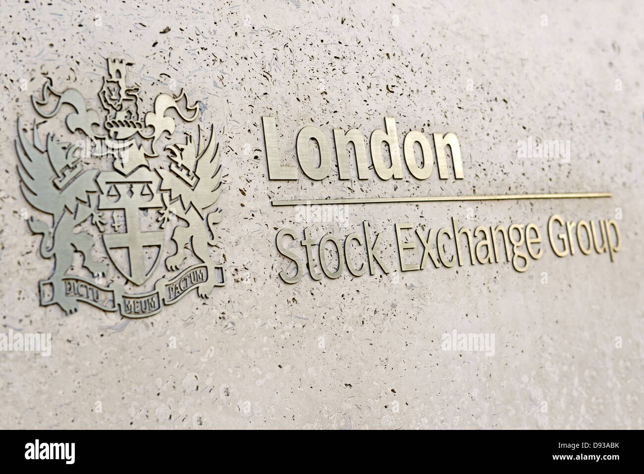 Inside the london stock exchange hi-res stock photography and images - Alamy