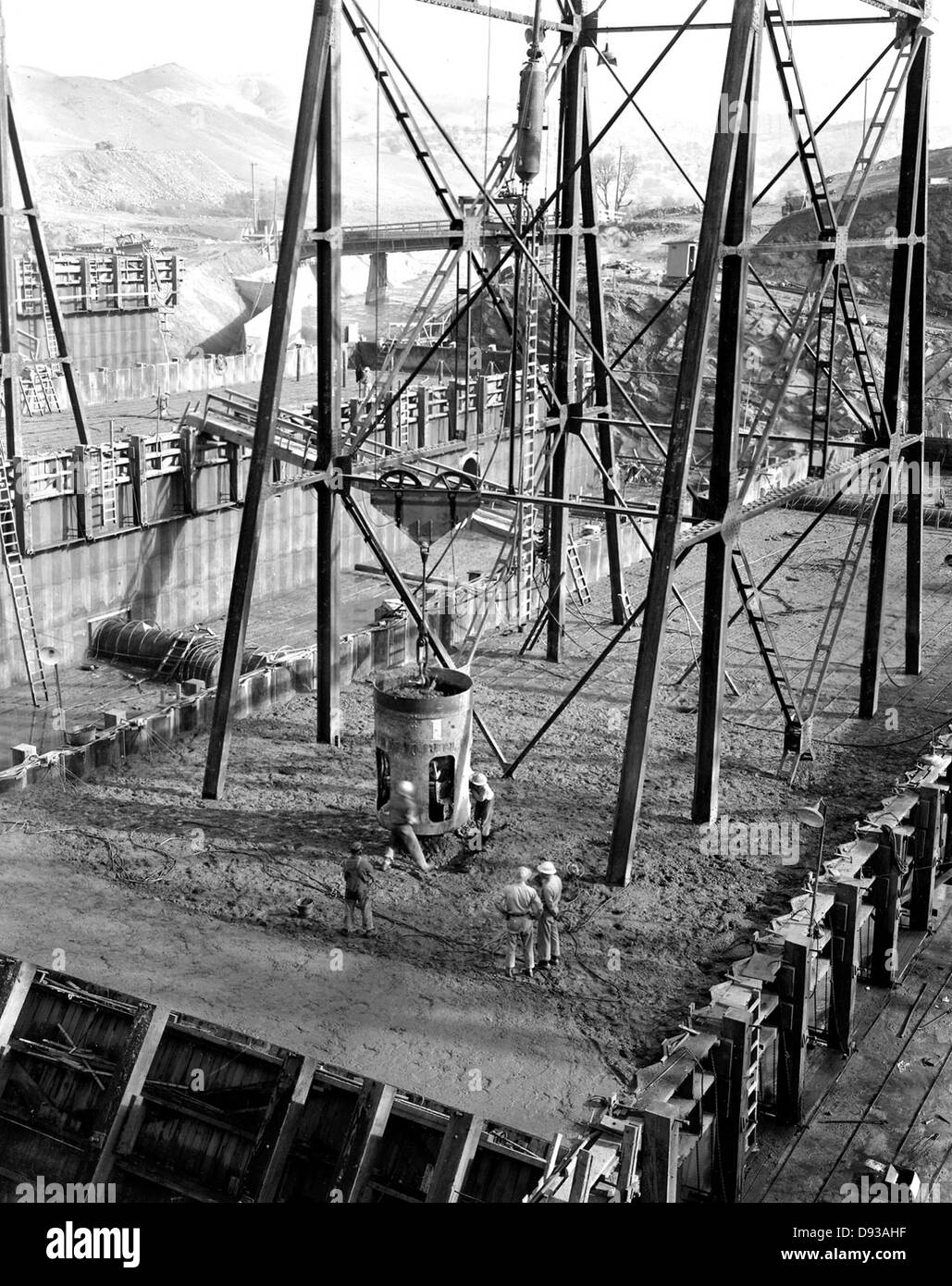 Friant dam hires stock photography and images Alamy