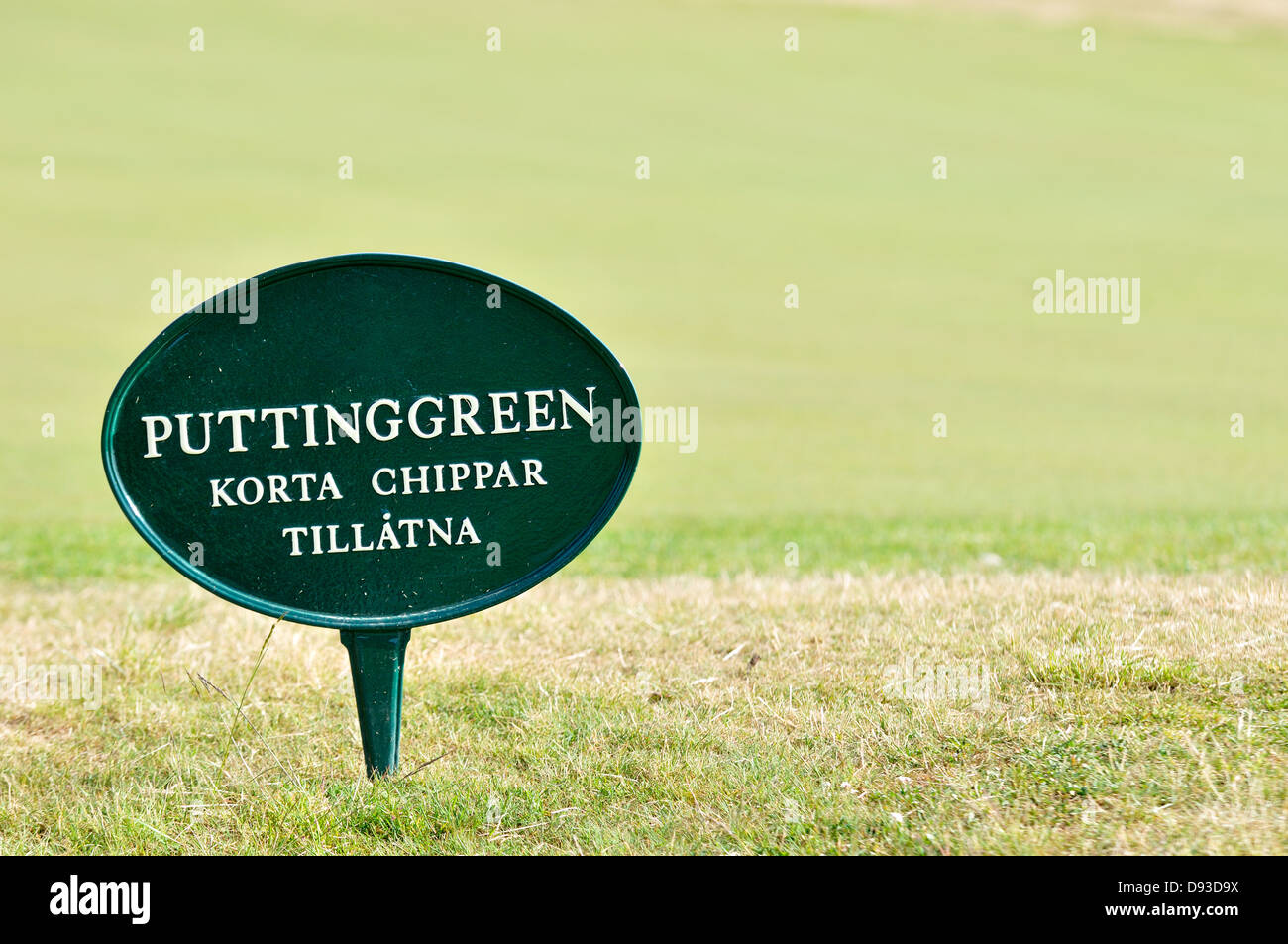 A sign on a golf course Stock Photo - Alamy