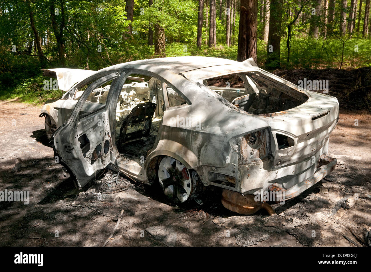 Abandoned car park uk hi-res stock photography and images - Alamy