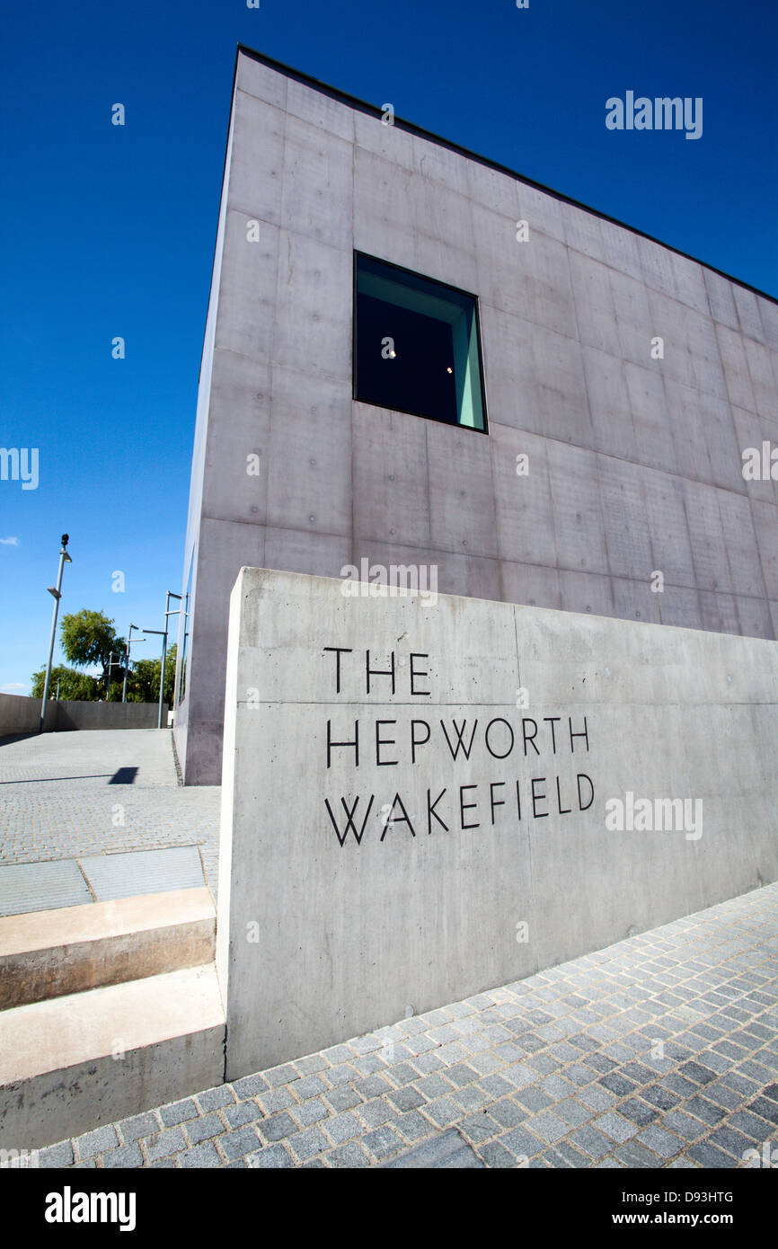 The Hepworth Gallery Wakefield West Yorkshire England Stock Photo Alamy