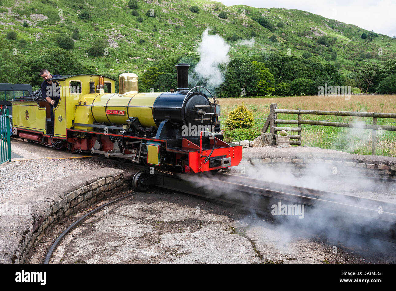 Northern Rock Steam locomotive entering turntable at Dalegarth Station, Ravenglass and Eskdale Railway, Cumbria, Lake District Stock Photo