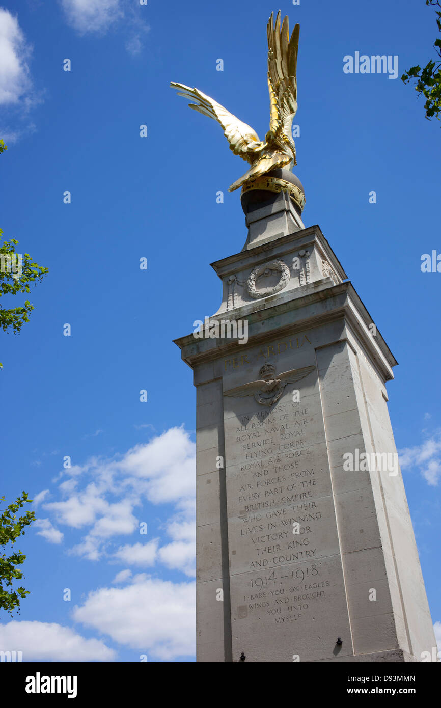Royal Air Force Memorial and gold gilded eagle, Victoria Embankment London England. Stock Photo