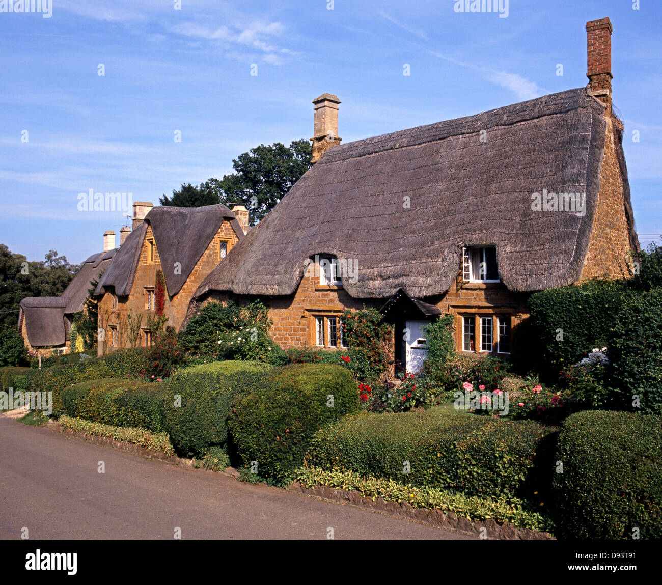 Thatched Cottages, Great Tew, Oxfordshire, Cotswolds, England, UK