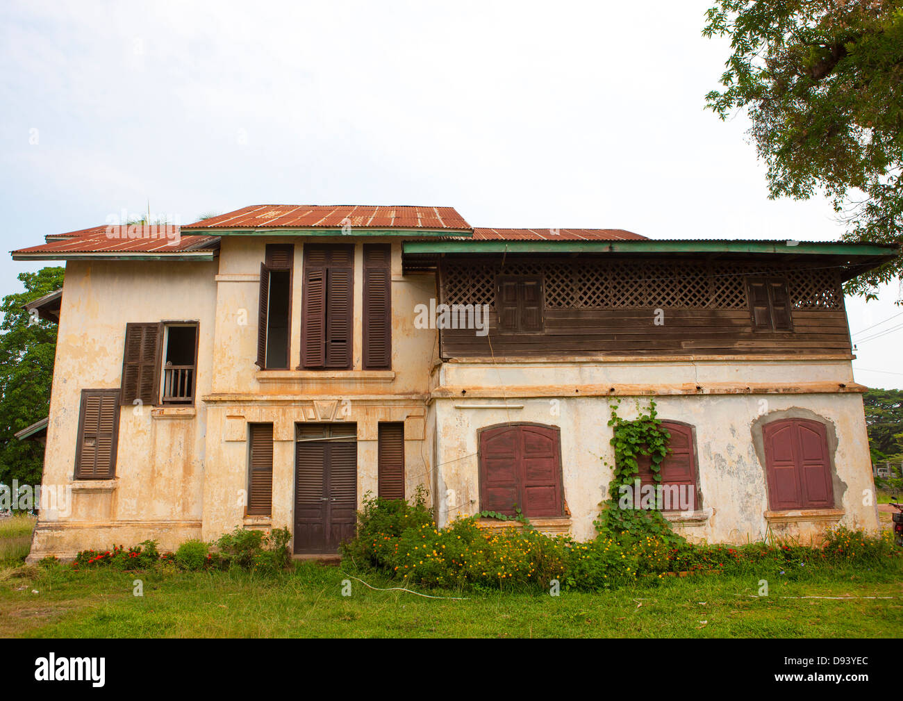 Old French Colonial House, Thakhek, Laos Stock Photo