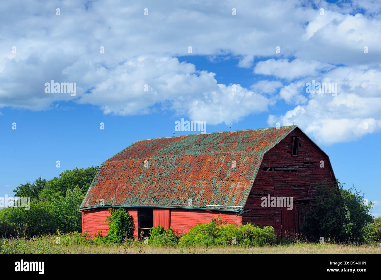 An aging red barn Thorold Ontario Canada Stock Photo
