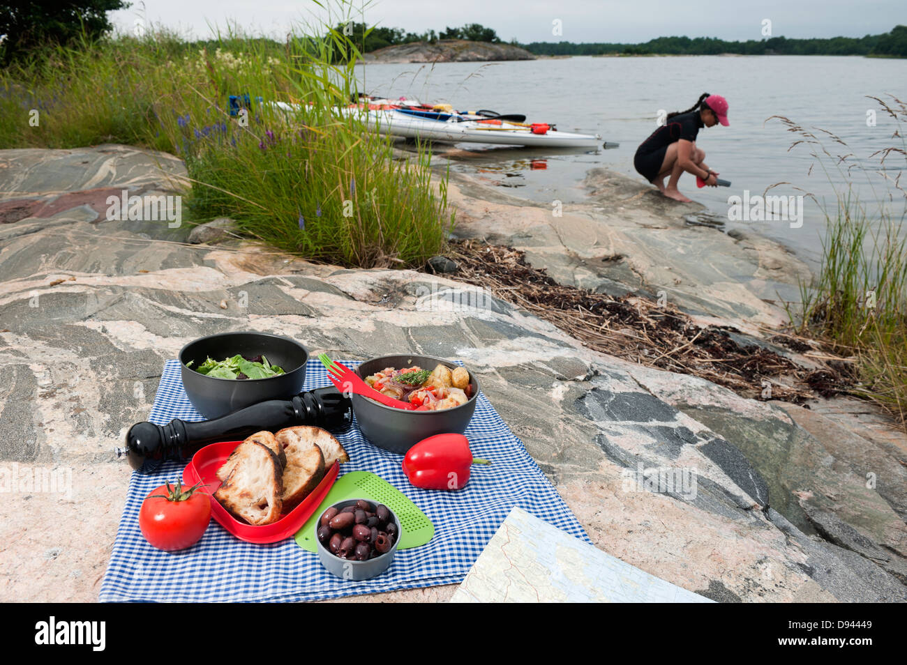 Crouching wellness hi-res stock photography and images - Alamy