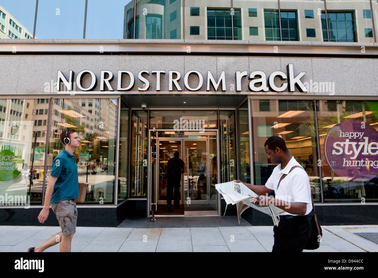 The Nordstrom Retail Store in Seattle Stock Photo - Alamy