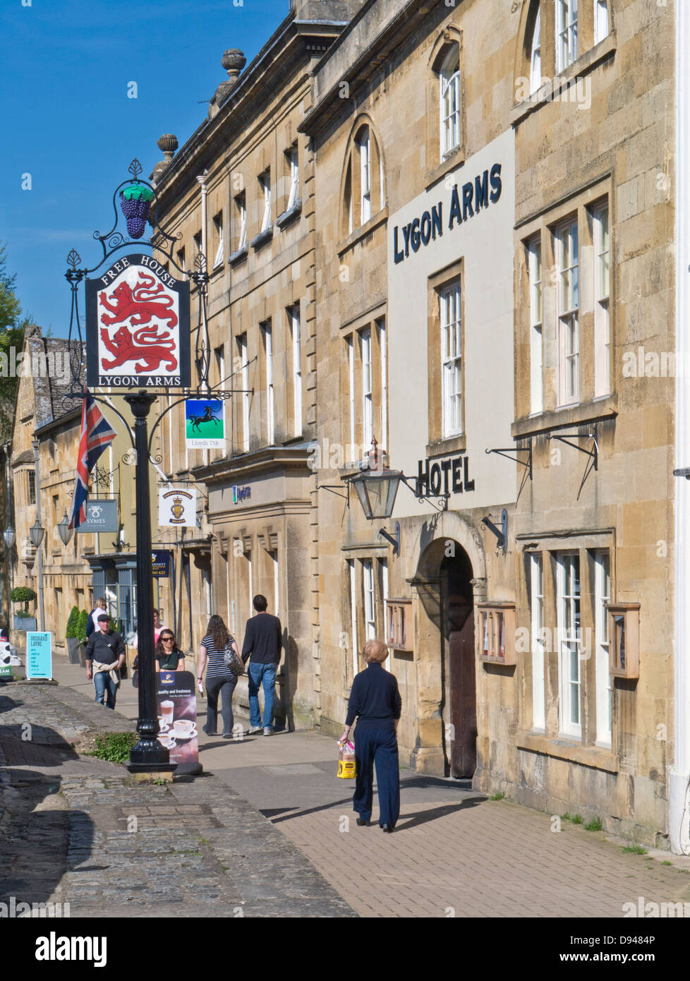 LYGON ARMS Chipping Campden High Street including Lygon Arms Hotel Cotswolds UK Stock Photo