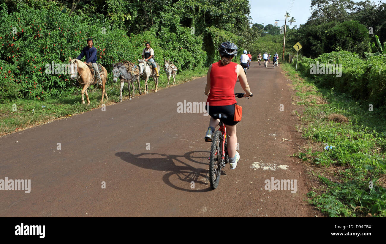 Adventure tourism hi-res stock photography and images - Alamy
