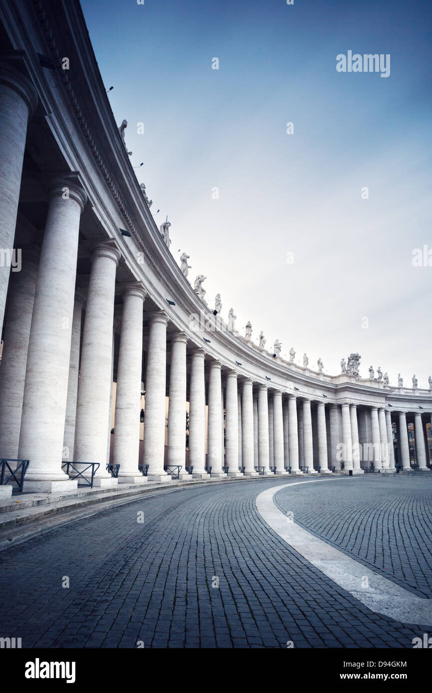 Colonnades in St. Peter's square, Vatican, Rome, Italy Stock Photo - Alamy