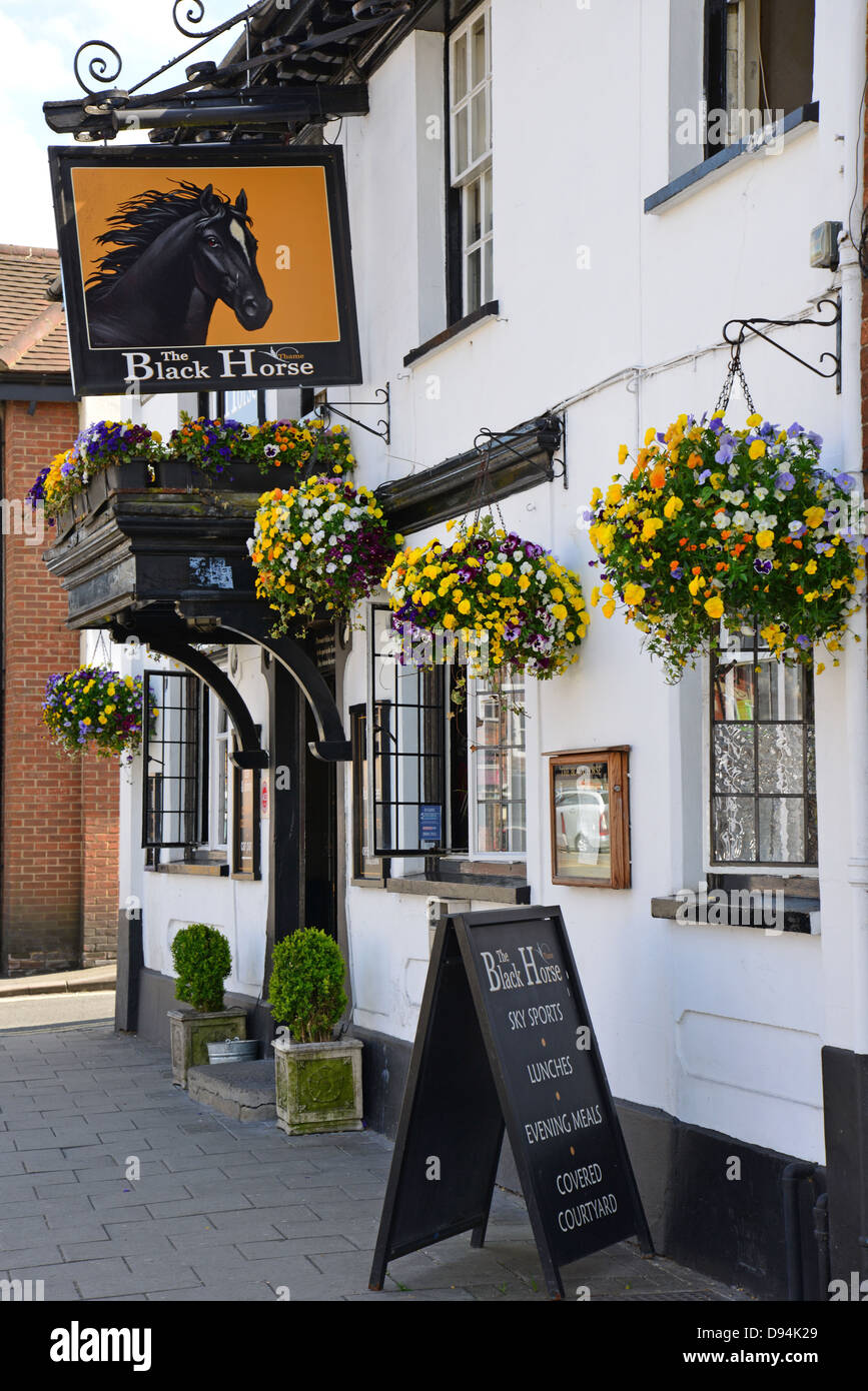 Tavern 17th century england hi-res stock photography and images - Alamy