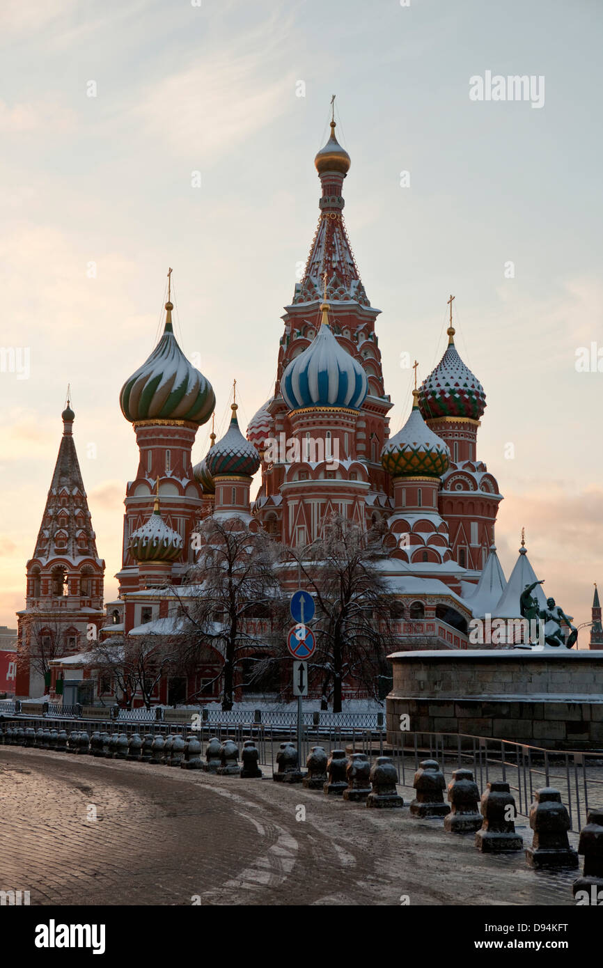 Saint Basil's Cathedral Snow High Resolution Stock Photography and ...